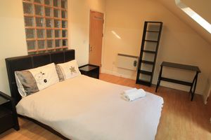 Photo 7- click for photo gallery